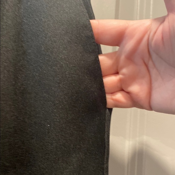 Alfred Dunner Black Ankle Pants w/ Button Detail Size 14P - Picture 4 of 6